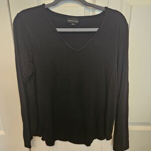 Adrienne Vittadini Black V-Neck Top